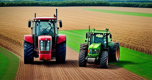 Tractor Farm (Stock Photo)