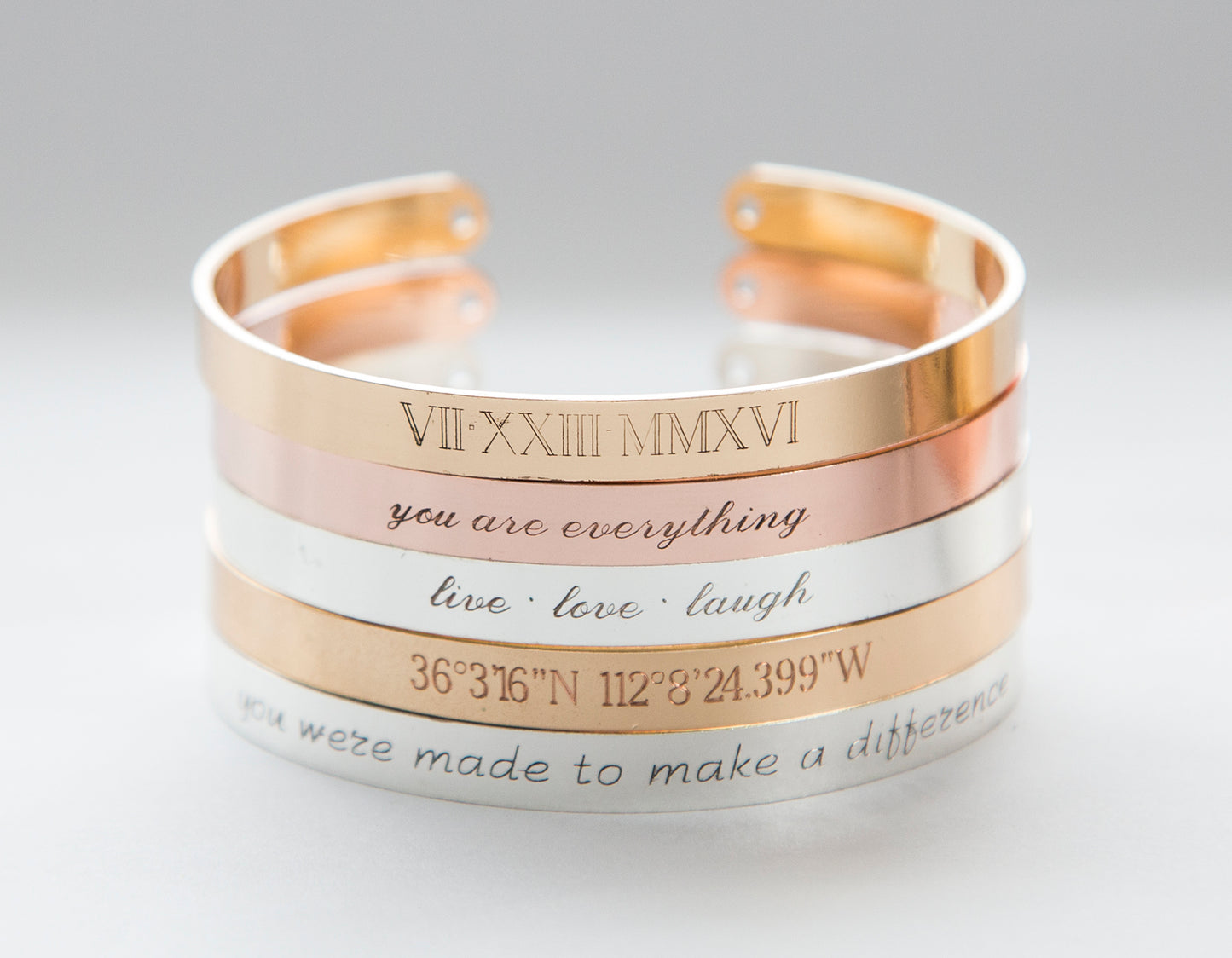 Personalized custom name bracelet