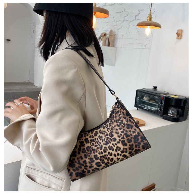 Retro Women Handbag