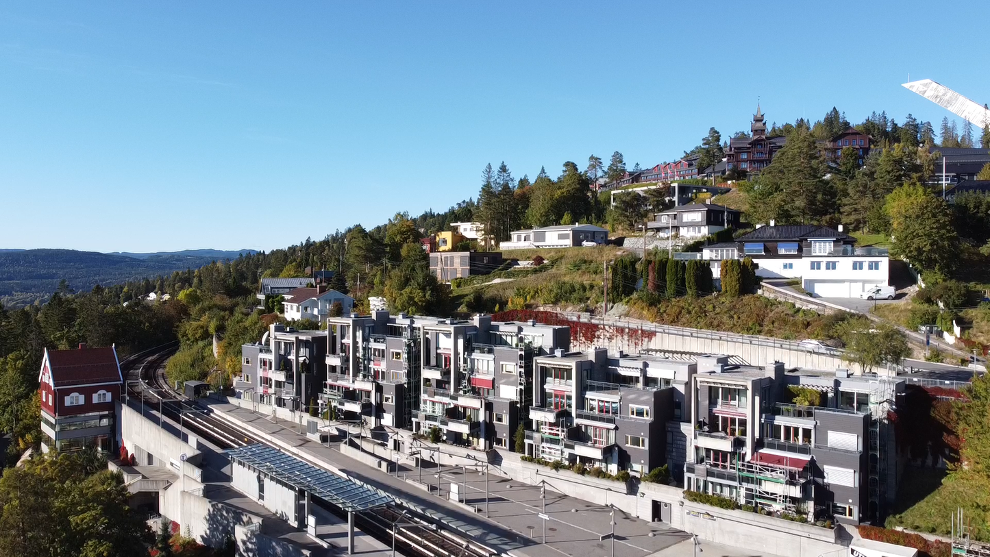 Holmekollen Train Station Penthouse Apartments